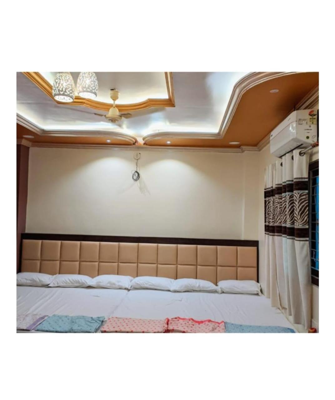 Shree Trilokeshwar Guesthouse اوجاين المظهر الخارجي الصورة